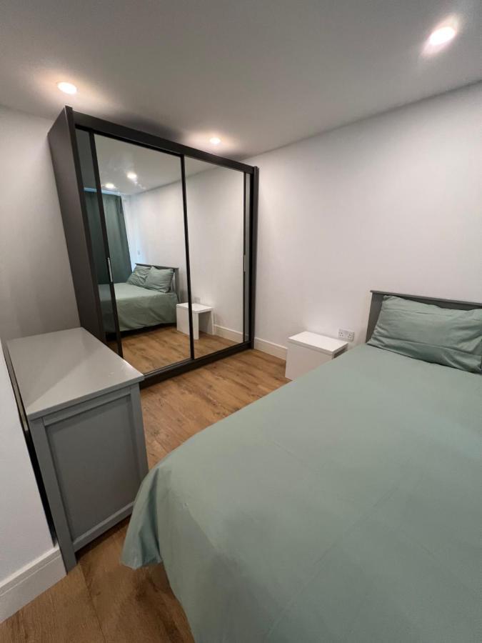 Clapham House Apartment ลอนดอน ภายนอก รูปภาพ